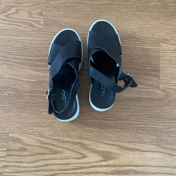 ALDO Black Leather Strappy White Platform Sandals 6.5 - Picture 3 of 8